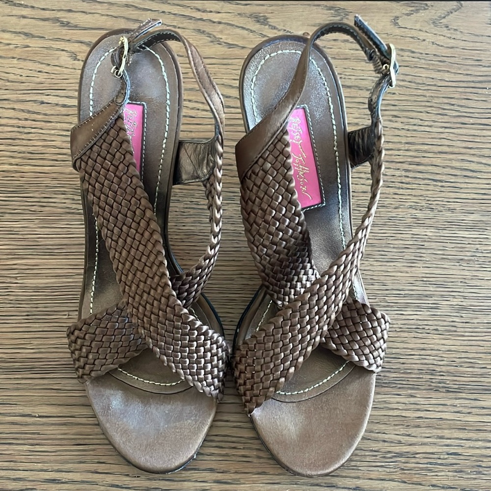 EUC Betsy Johnson Heels